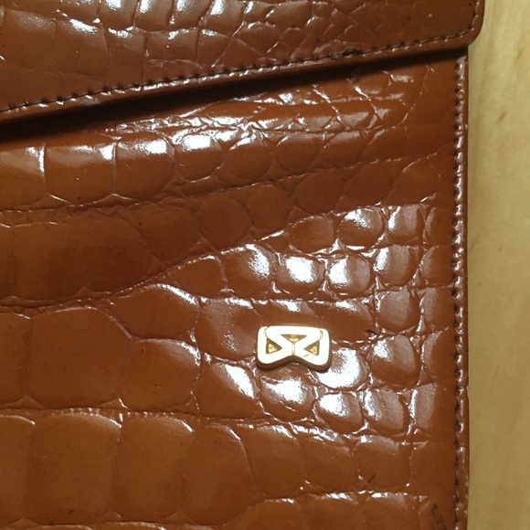 Envelope clutch bag faux alligator pattern - Picture 2 of 7